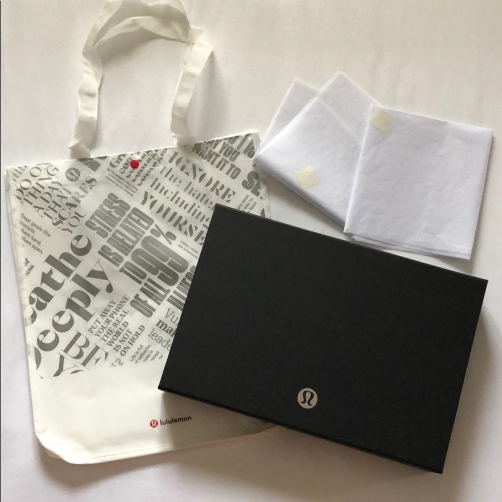 Large Lululemon Gift Box and Gift Tote Bag Set - Picture 7 of 8